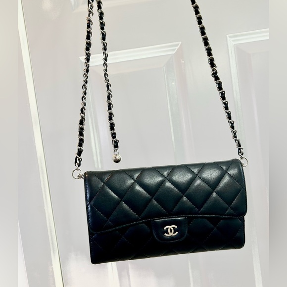 Chanel long flap wallet lambskin matelasse - Picture 1 of 16